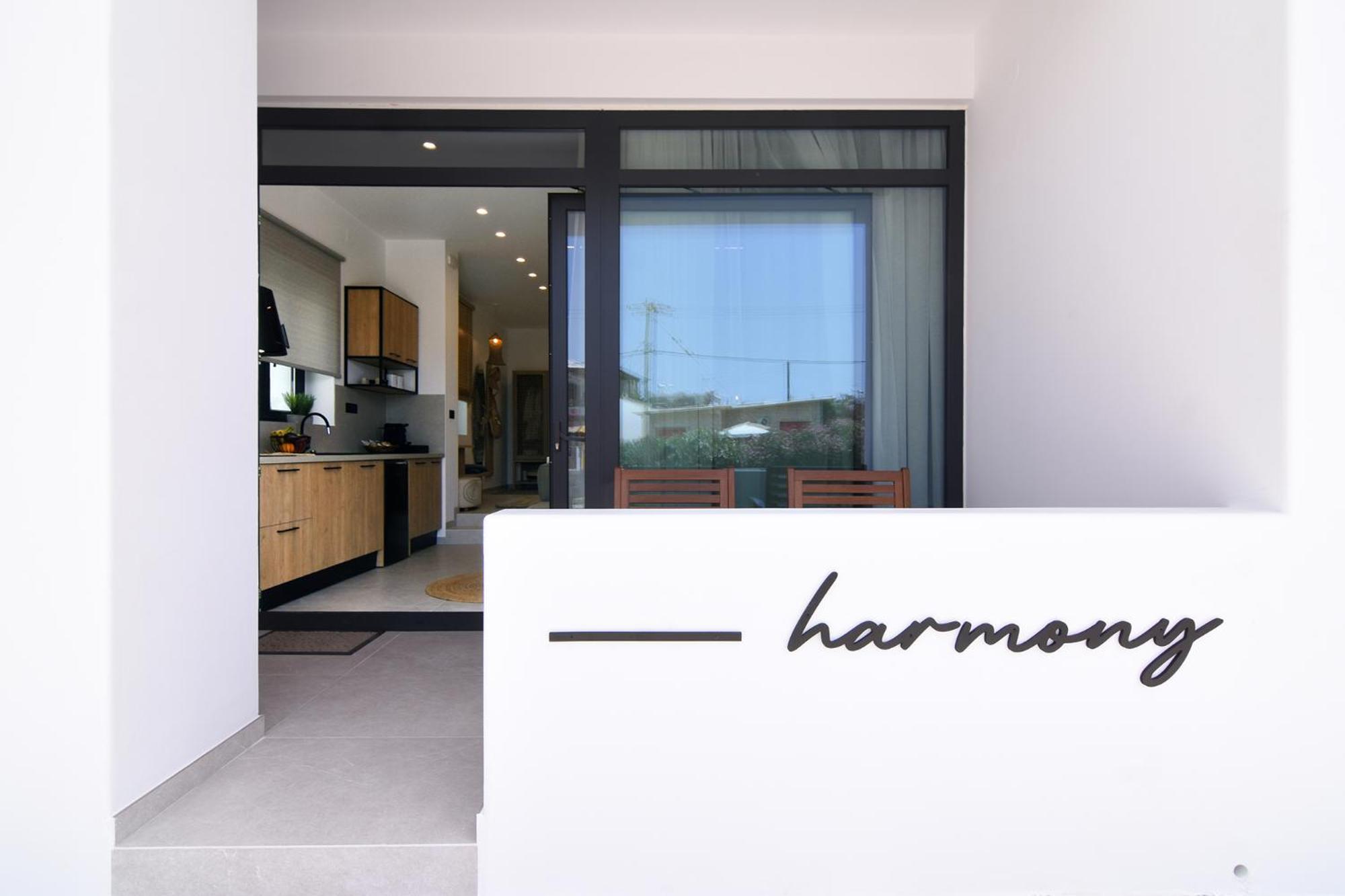 Gemilos Harmony Adamantas Exterior photo